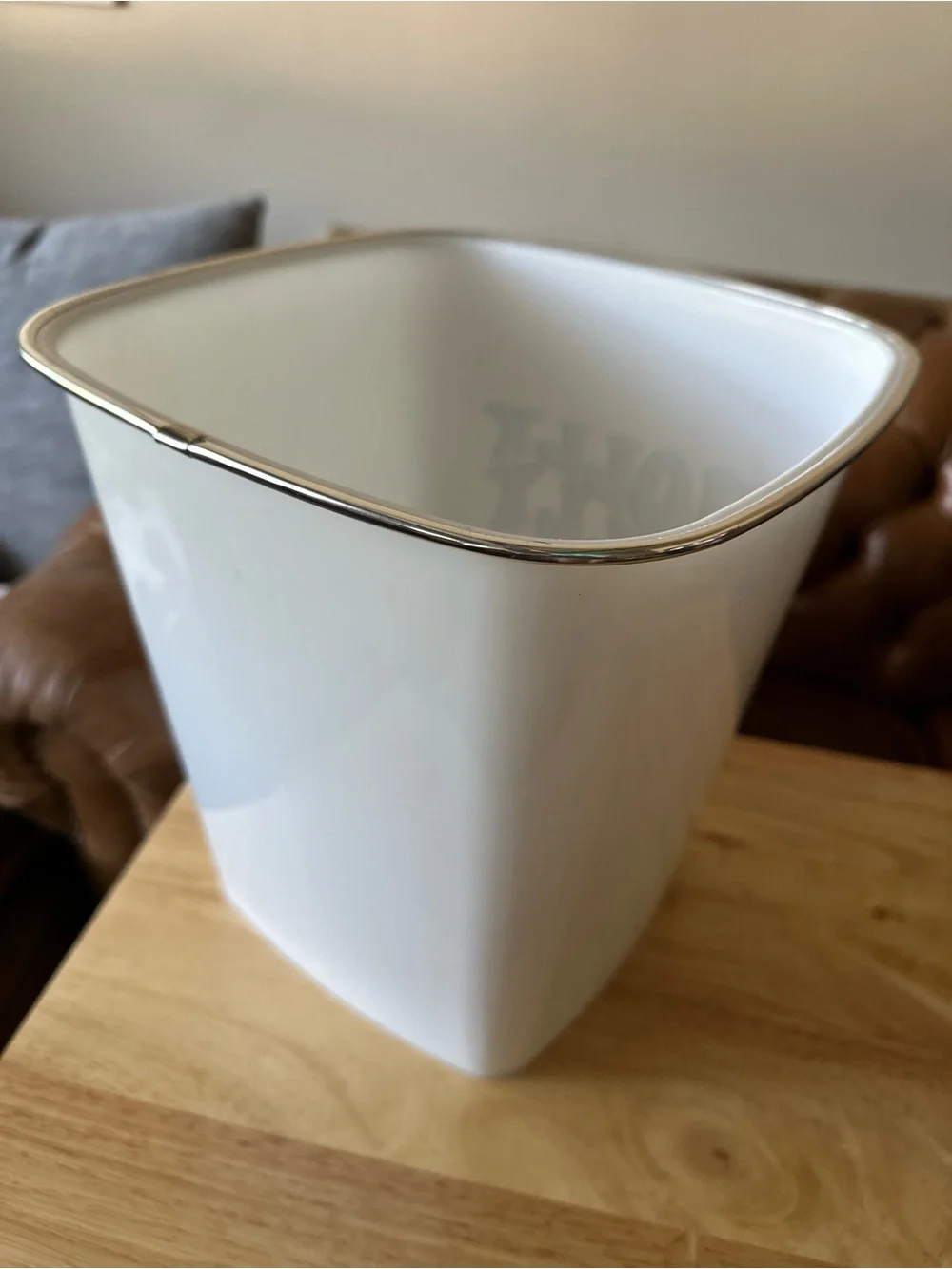 NEW • Holiday Trash Bin 